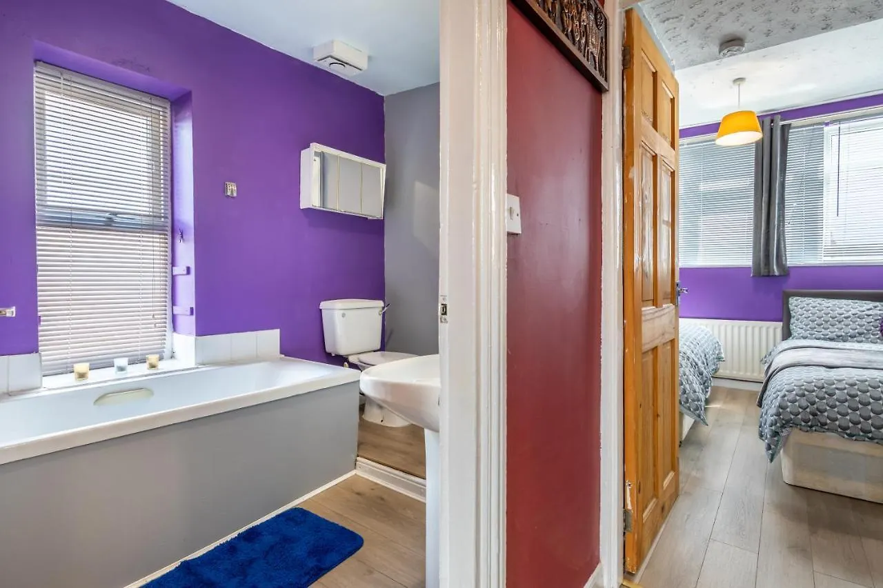 City Centre Super Spacious Apartments Free Parking And Wi Fi Newcastle upon Tyne