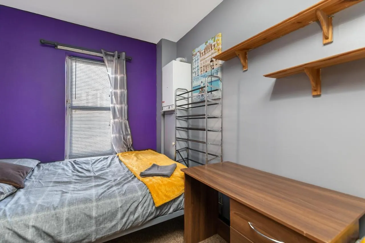 City Centre Super Spacious Apartments Free Parking And Wi Fi Newcastle upon Tyne 0*,