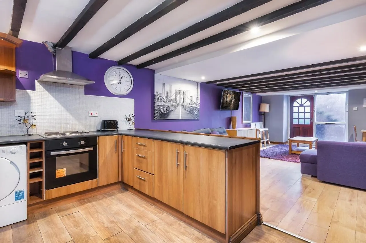 City Centre Super Spacious Apartments Free Parking And Wi Fi Newcastle upon Tyne